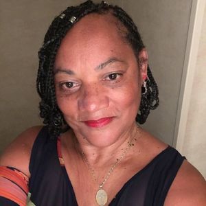 Meet your Posher, Debra